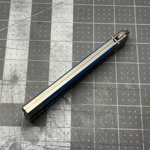 Revolution v2 W2/hamon Weekawk - Blue G10 inserts