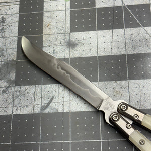 Revolution v2 W2/hamon Bowie - Ghost Jade G10 inserts