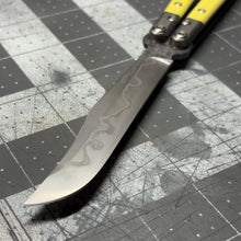 Load image into Gallery viewer, Revolution v2 W2/hamon Bowie - Canary Yellow G10 inserts