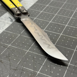 Revolution v2 W2/hamon Bowie - Canary Yellow G10 inserts