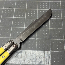 Load image into Gallery viewer, Revolution v2 W2/hamon Bowie - Canary Yellow G10 inserts