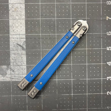 Load image into Gallery viewer, Revolution v2 W2/hamon Recurve Bowie - Blue G10 inserts