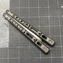 Load image into Gallery viewer, BCv2 W2 Hamon - Recurve Bowie 3 - 9/&#39;25
