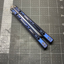 Load image into Gallery viewer, Revolution v1 - alternate handles Violet