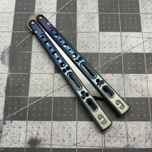 Load image into Gallery viewer, BCv2 - Blue Fade Ano - Tanto - Production Blade